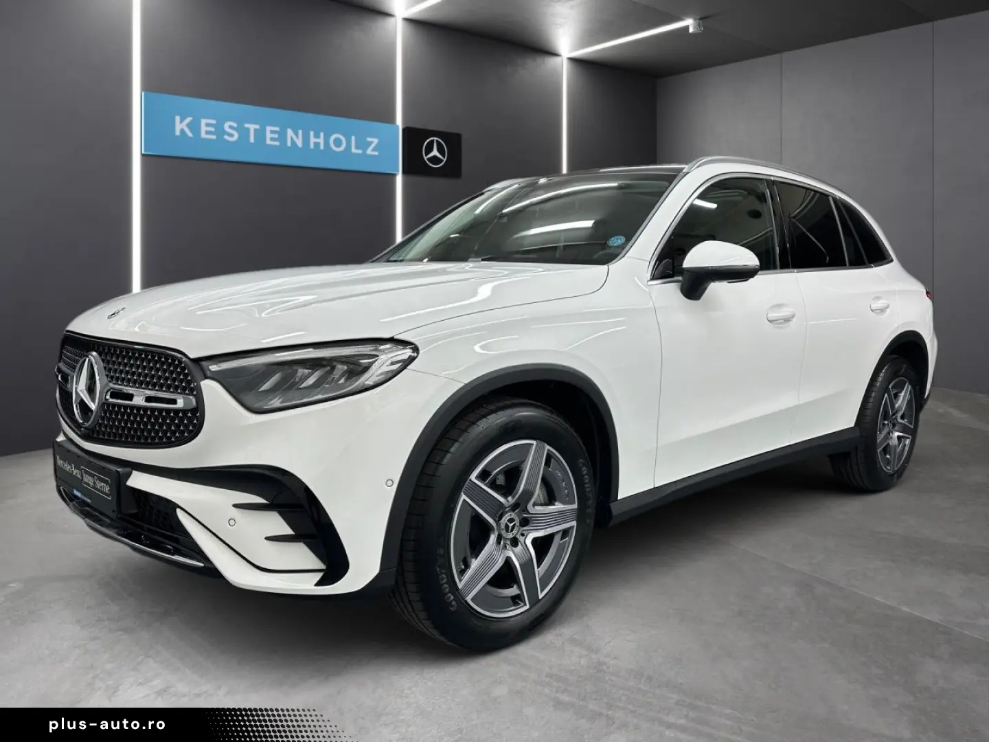 MERCEDES-BENZ GLC 220 d 4M AMG WideScreen LED AHK Kamera PTS
