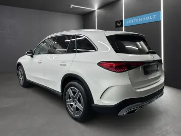MERCEDES-BENZ GLC 220 d 4M AMG WideScreen LED AHK Kamera PTS