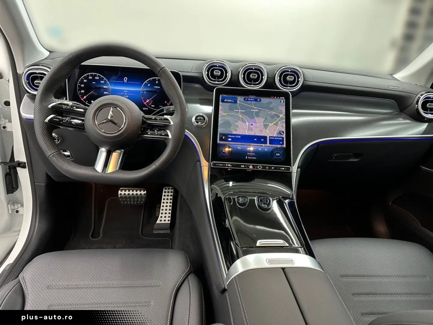 MERCEDES-BENZ GLC 220 d 4M AMG WideScreen LED AHK Kamera PTS