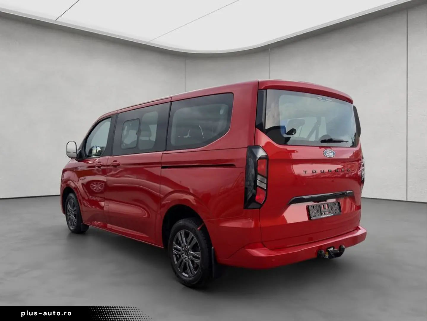 FORD Tourneo Custom 320 L1H1 VA Autm. Titanium