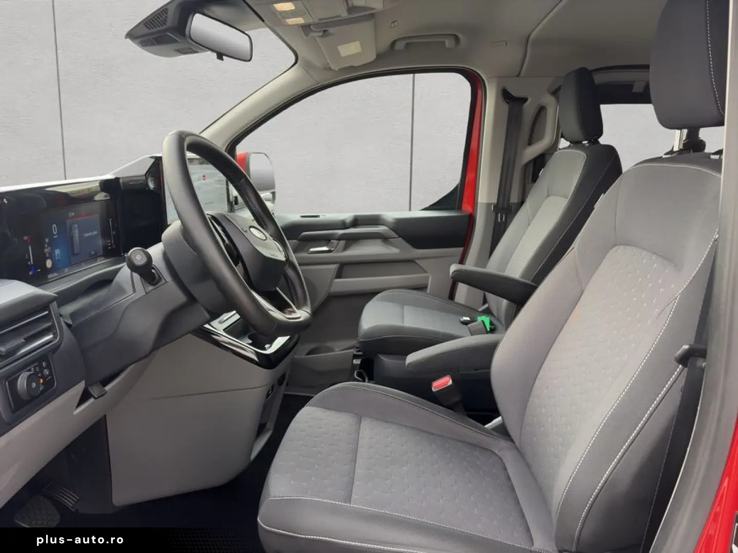 FORD Tourneo Custom 320 L1H1 VA Autm. Titanium