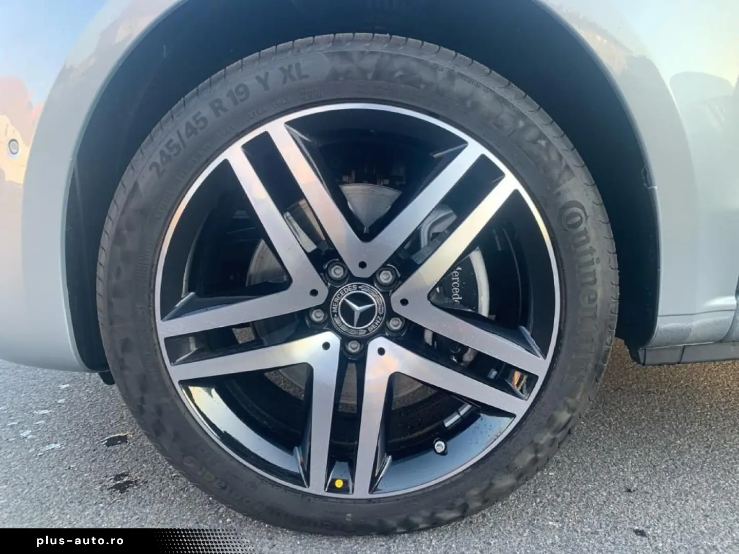 MERCEDES-BENZ V 300 d AVANTGARDE Lang LED DISTR STHZG AHK