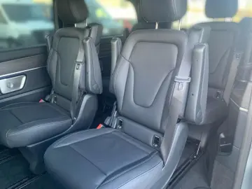 MERCEDES-BENZ V 300 d AVANTGARDE Lang LED DISTR STHZG AHK