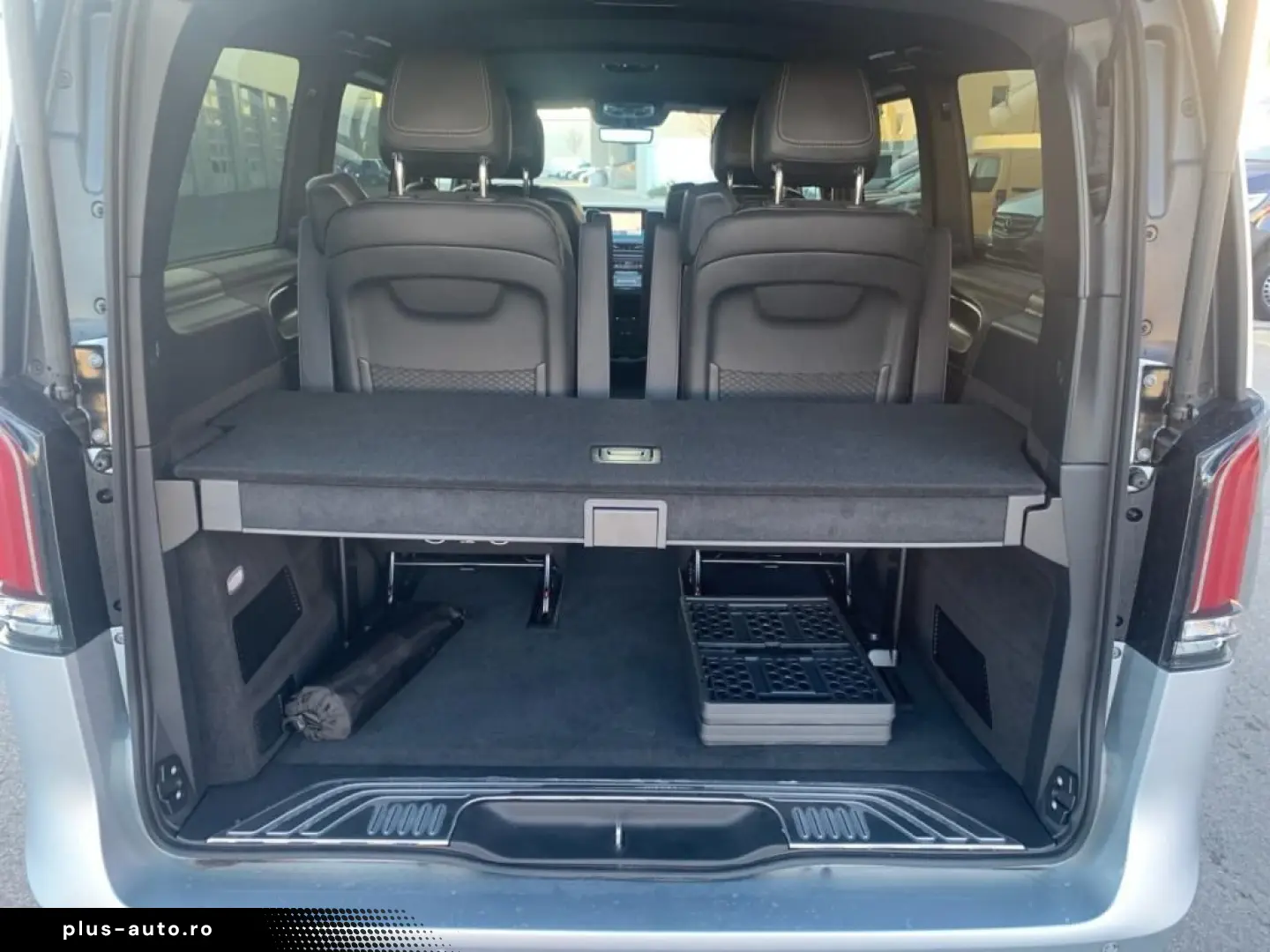 MERCEDES-BENZ V 300 d AVANTGARDE Lang LED DISTR STHZG AHK