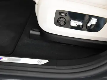 BMW X6 xDrive30d M Sport Pro - Garantia pana 11-2028