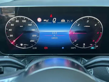 MERCEDES-BENZ V 220 d STYLE Lang 9GT LED AHK KAM DISTR NAVI