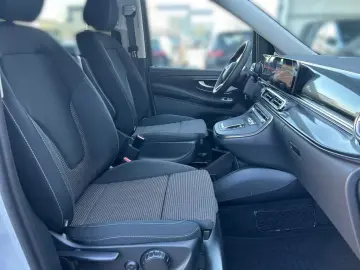 MERCEDES-BENZ V 220 d STYLE Lang 9GT LED AHK KAM DISTR NAVI