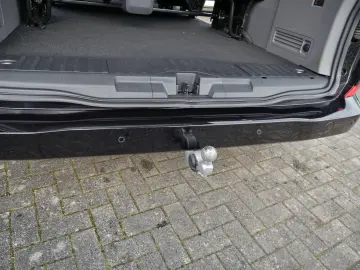 VW Caravelle Life 2.0 TDI RFK 4x4 GRA AHK 9Sitze