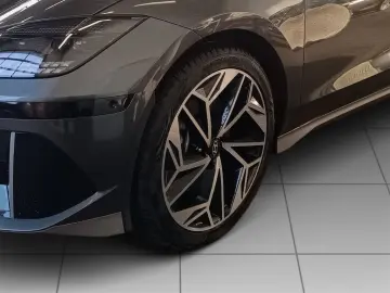 HYUNDAI IONIQ 6 77 4kWh 4WD UNIQ 20LM HUD Navi Digitales