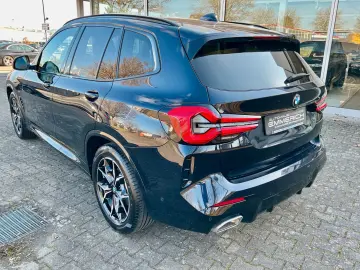 BMW X3 xDrive20i AT - M Sport  Navi  Kamera uvm.