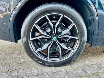 BMW X3 xDrive20i AT - M Sport  Navi  Kamera uvm.
