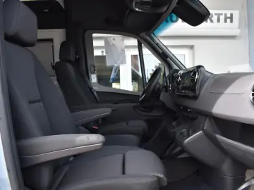 MERCEDES-BENZ James Cook 419 CDI 4x4 9 G-Tronic Slide Out