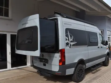 MERCEDES-BENZ James Cook 419 CDI 4x4 9 G-Tronic Slide Out