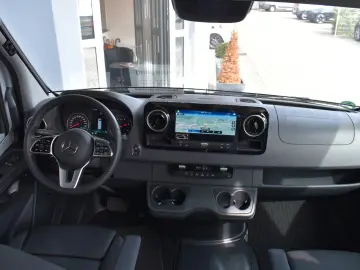MERCEDES-BENZ James Cook 419 CDI 4x4 9 G-Tronic Slide Out