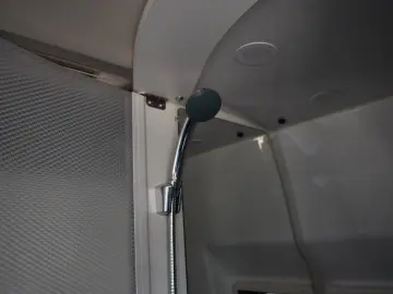 MERCEDES-BENZ James Cook 419 CDI 4x4 9 G-Tronic Slide Out