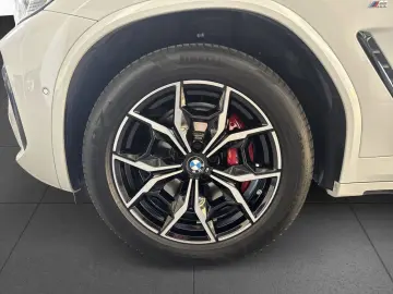 BMW X3 xD30i M SPORT Laser DAPr HUD Sthz Pano HK AHK