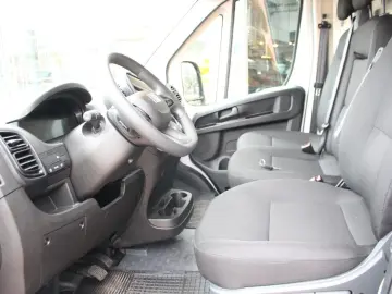 FIAT Ducato 35 L2H2 180  Automatik Kamera Navi