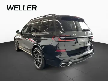 BMW X7 xDr40i M Sport ExDrive StHz SkyL AHK Massage