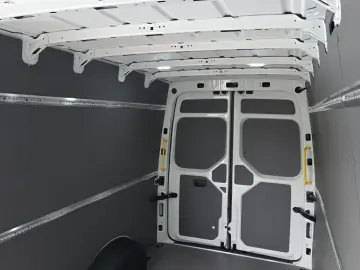 VW Crafter Kasten TDI 130kW langer Radst. VORB. AHK