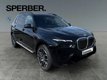 BMW X7 xDrive40i 22 Zoll Autobahnassistent Sky Loung