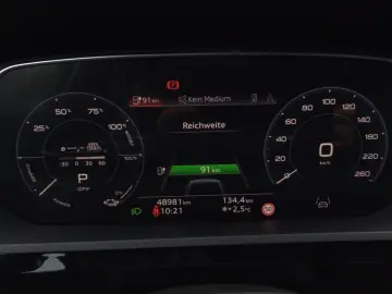 AUDI Q8 e-tron 50 Q ADVANCED MATRIX KAMERA BuO AHK