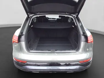 AUDI Q8 e-tron 50 Q ADVANCED MATRIX KAMERA BuO AHK