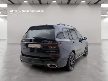 BMW X7 xDrive40i M Sport Standheizung Massage AHK