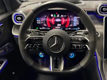 MERCEDES-BENZ GLC 43 AMG Performance AHK Dist 21  Ni…