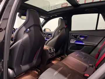 MERCEDES-BENZ GLC 43 AMG Performance AHK Dist 21  Ni…