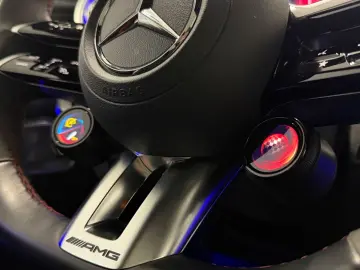 MERCEDES-BENZ GLC 43 AMG Performance AHK Dist 21  Ni…