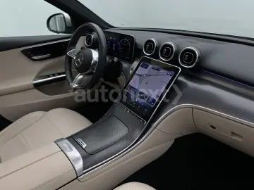 MERCEDES-BENZ C 220d T 4Matic  2xAvantgarde  Pano Hi…