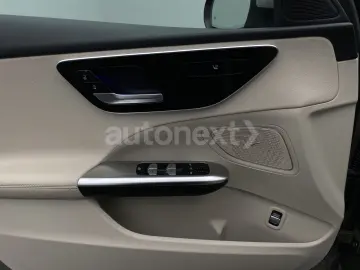 MERCEDES-BENZ C 220d T 4Matic  2xAvantgarde  Pano Hi…
