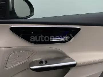 MERCEDES-BENZ C 220d T 4Matic  2xAvantgarde  Pano Hi…