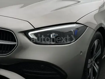 MERCEDES-BENZ C 220d T 4Matic  2xAvantgarde  Pano Hi…