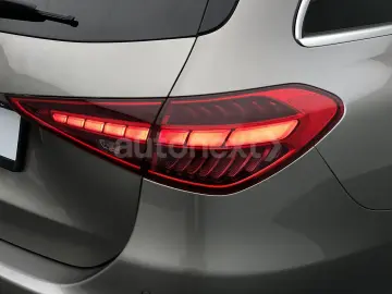 MERCEDES-BENZ C 220d T 4Matic  2xAvantgarde  Pano Hi…