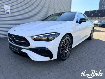 MERCEDES-BENZ CLE 450 4M AMG Prem  Night 20  Pano Bu…