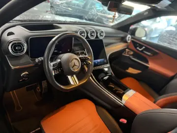 MERCEDES-BENZ GLC 300de 4M AMG Night-Pano -HUD-360K-…