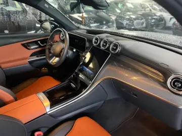 MERCEDES-BENZ GLC 300de 4M AMG Night-Pano -HUD-360K-…