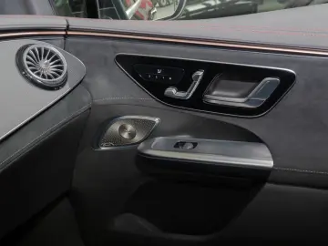 MERCEDES-BENZ EQE SUV 53 AMG 4M  Premium Distr. LED …