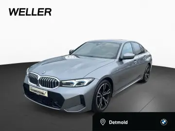 BMW 320d xDrive M Sport HUD PA  ACC AHK Leas 329 -