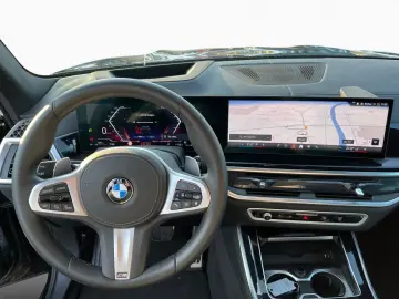 BMW X5 xDr40d M Sport Pro Pano AHK DAPro PAPro SoftC