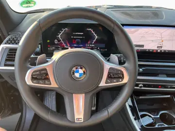 BMW X5 xDr40d M Sport Pro Pano AHK DAPro PAPro SoftC