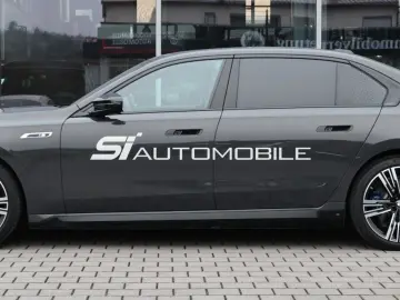 BMW i7 M70 xDrive  UVP 223.369€ VOLLLEDER ALCANTARA