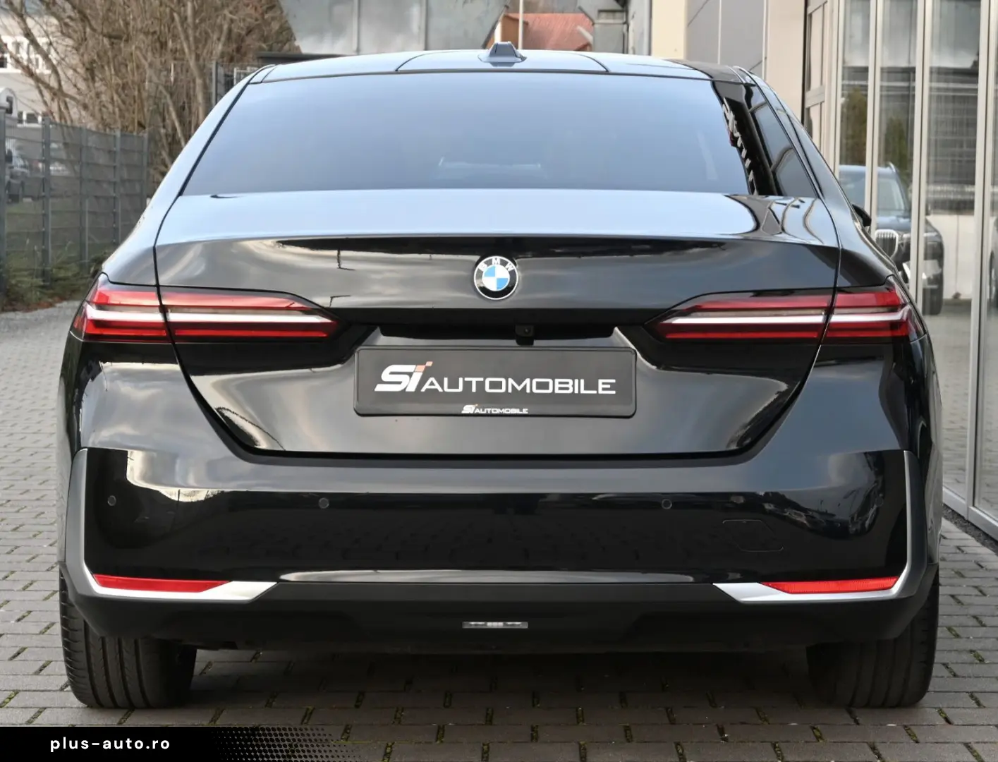 BMW 520d  KOMFORTSITZE PANO SITZKLIMA STANDHEIZ 360