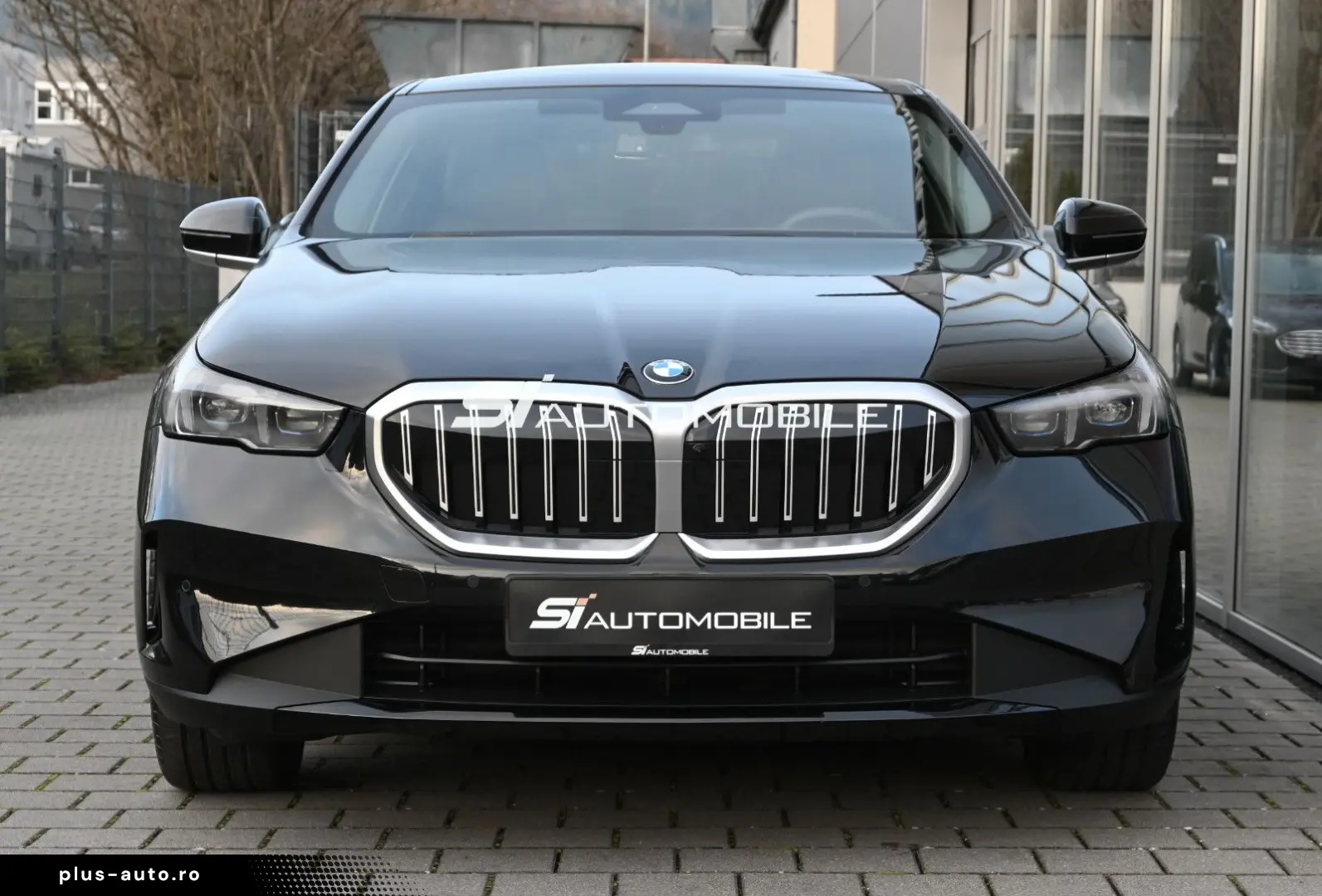 BMW 520d  KOMFORTSITZE PANO SITZKLIMA STANDHEIZ 360