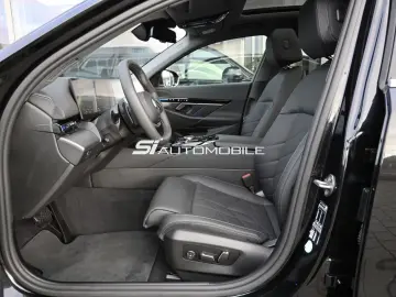 BMW 520d  KOMFORTSITZE PANO SITZKLIMA STANDHEIZ 360