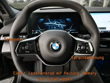BMW 520d  KOMFORTSITZE PANO SITZKLIMA STANDHEIZ 360