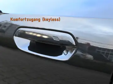 BMW 520d  KOMFORTSITZE PANO SITZKLIMA STANDHEIZ 360