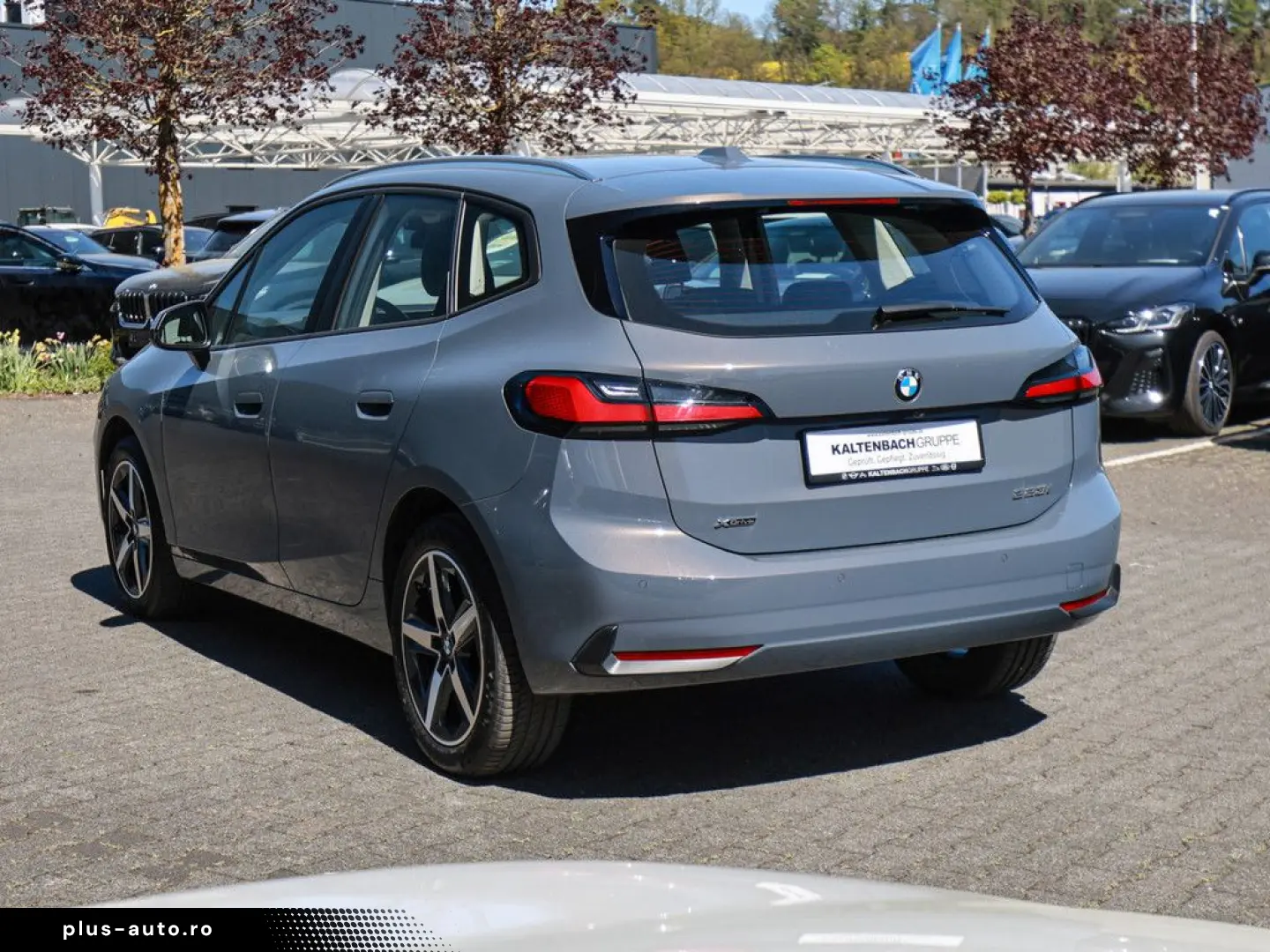 BMW 223 Active Tourer xDrive AHK LED ACC NAVI H K