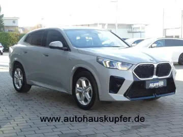 BMW X2 20i sDrive M Sport ACC Pl. elSitz Mass PANO